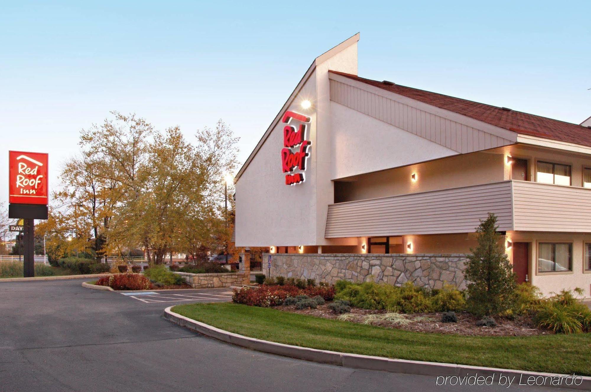 Red Roof Inn Louisville East - Hurstbourne Exterior foto